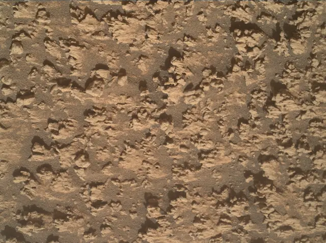 Sol 4747: Mars Hand Lens Imager (MAHLI)