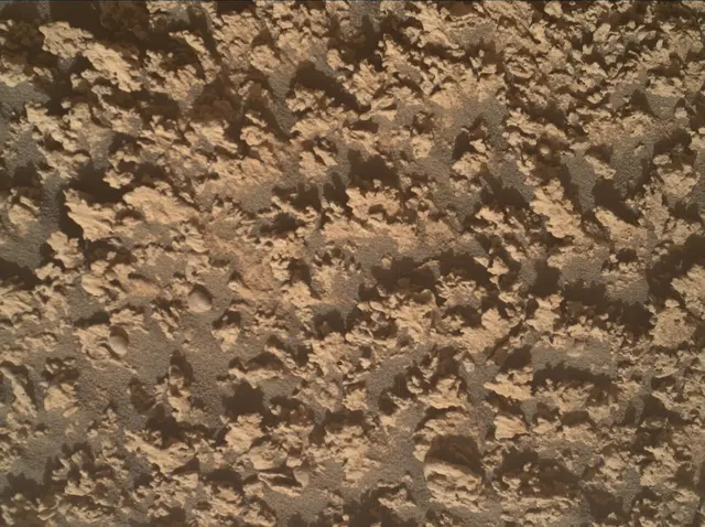 Sol 4747: Mars Hand Lens Imager (MAHLI)