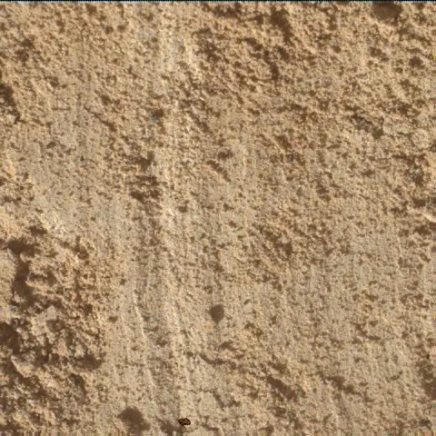 Sol 4747: Mars Hand Lens Imager (MAHLI)