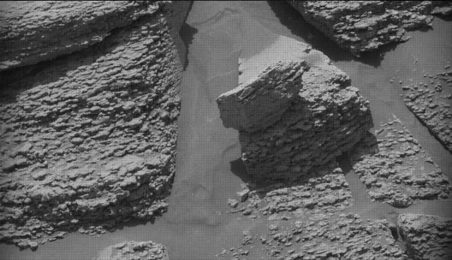 Sol 4748: Mast Camera (Mastcam)