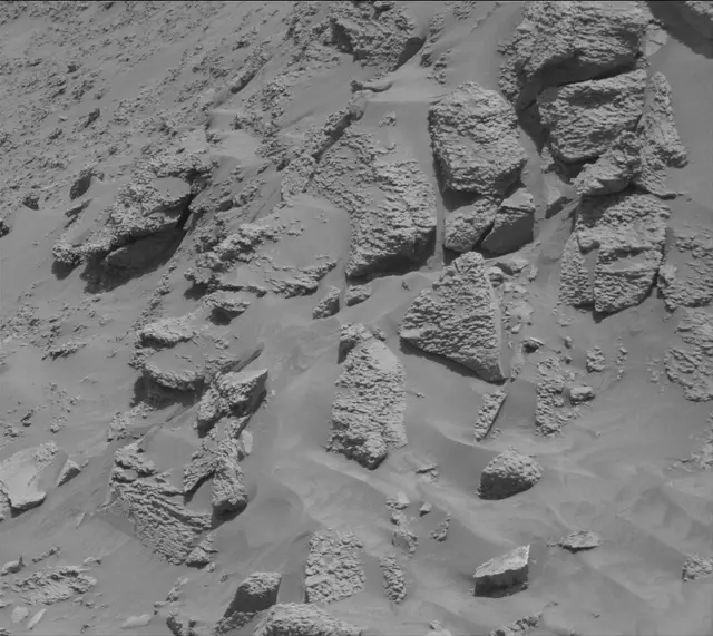 Sol 4748: Mast Camera (Mastcam)