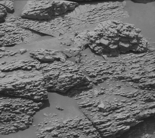Sol 4748: Mast Camera (Mastcam)