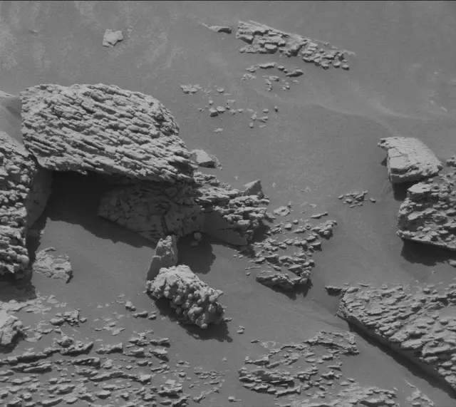 Sol 4748: Mast Camera (Mastcam)