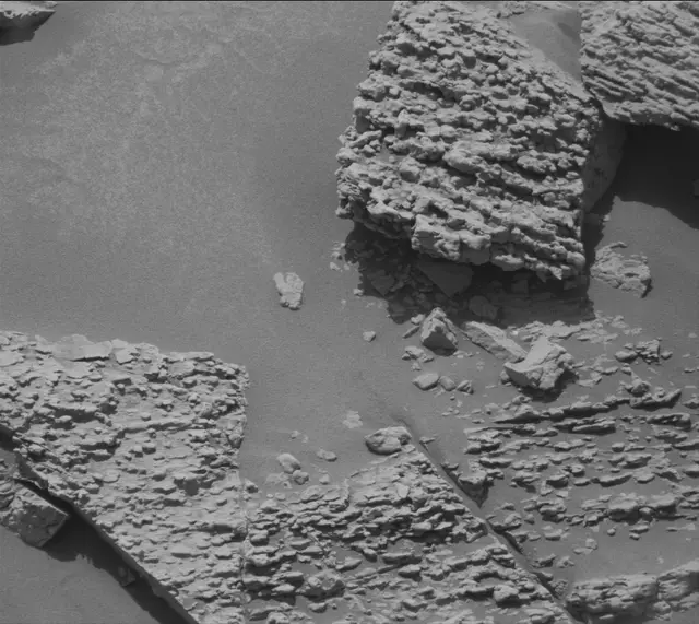 Sol 4748: Mast Camera (Mastcam)