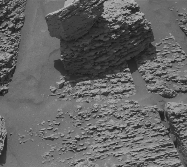 Sol 4748: Mast Camera (Mastcam)
