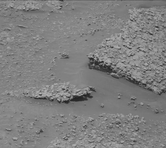 Sol 4748: Mast Camera (Mastcam)
