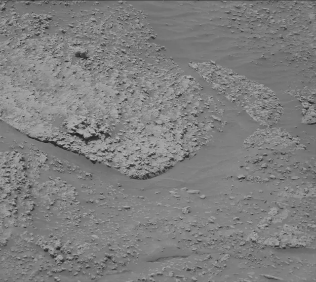 Sol 4748: Mast Camera (Mastcam)