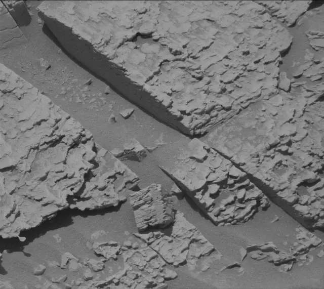 Sol 4750: Mast Camera (Mastcam)