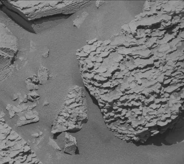 Sol 4750: Mast Camera (Mastcam)