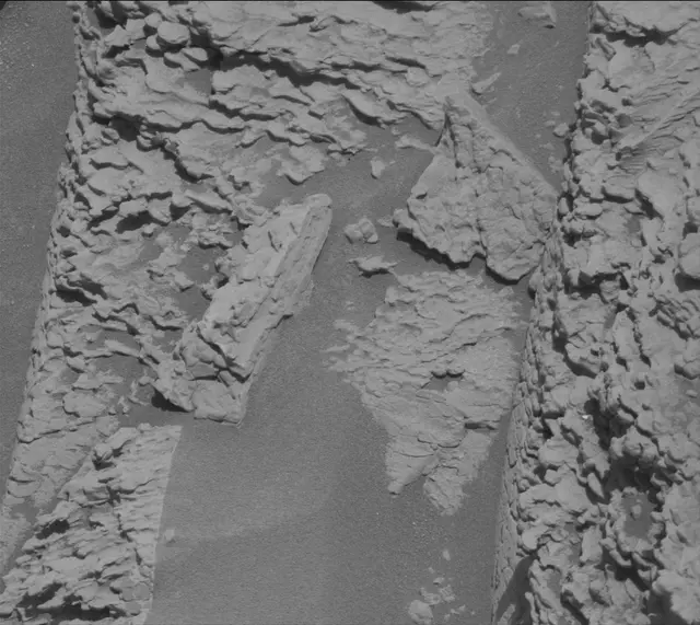 Sol 4751: Mast Camera (Mastcam)
