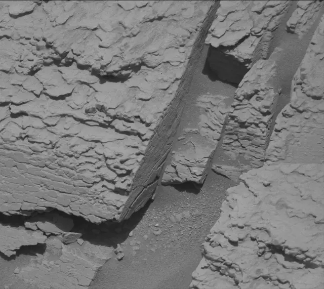 Sol 4751: Mast Camera (Mastcam)