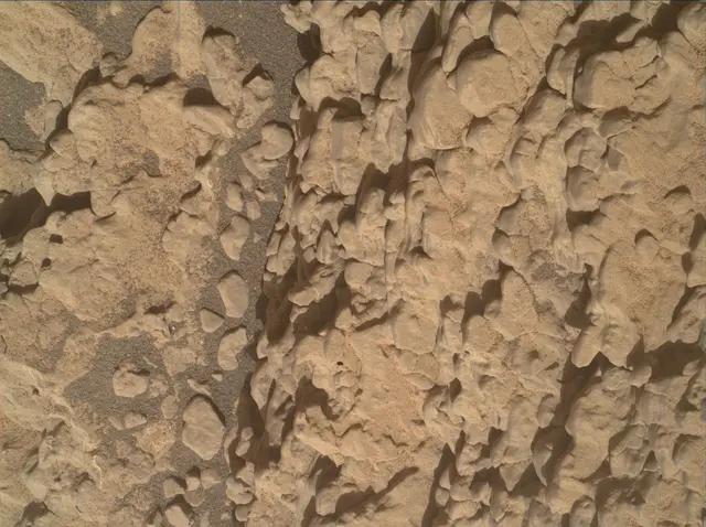 Sol 4752: Mars Hand Lens Imager (MAHLI)