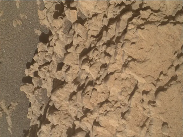 Sol 4752: Mars Hand Lens Imager (MAHLI)