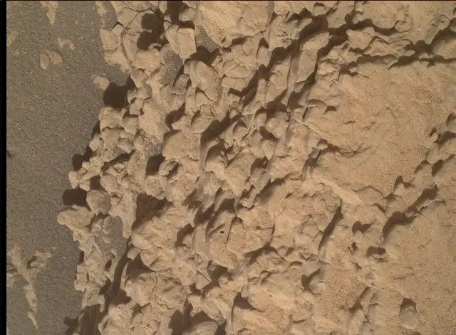 Sol 4752: Mars Hand Lens Imager (MAHLI)