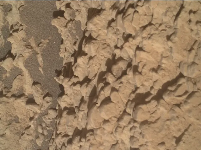 Sol 4752: Mars Hand Lens Imager (MAHLI)