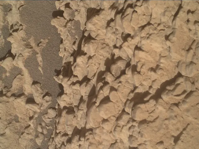 Sol 4752: Mars Hand Lens Imager (MAHLI)