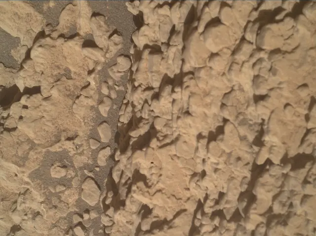 Sol 4752: Mars Hand Lens Imager (MAHLI)