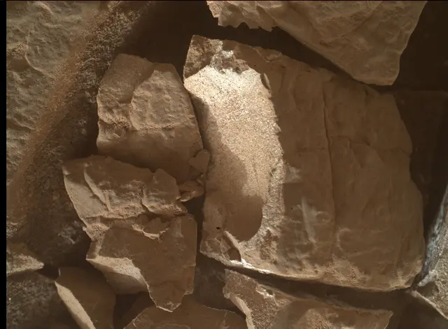 Sol 4788: Mars Hand Lens Imager (MAHLI)