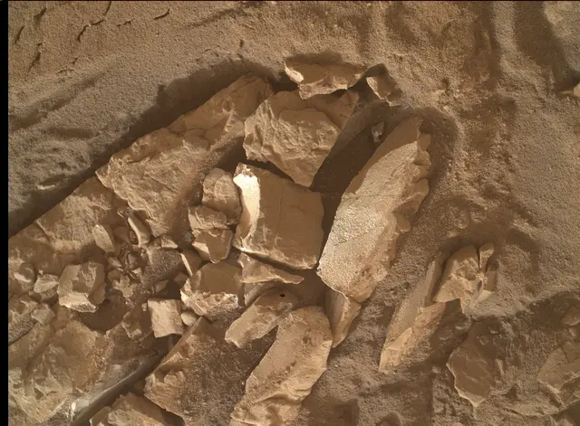 Sol 4788: Mars Hand Lens Imager (MAHLI)