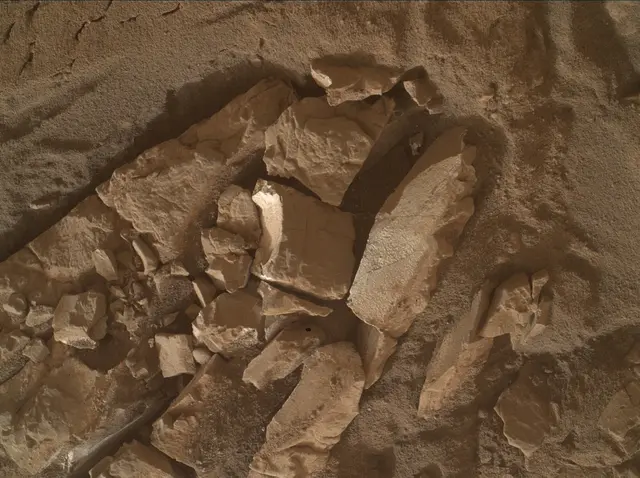Sol 4788: Mars Hand Lens Imager (MAHLI)