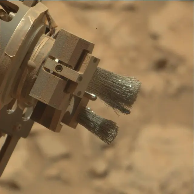 Sol 4791: Mast Camera (Mastcam)
