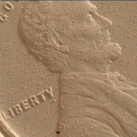 Sol 4812: Mars Hand Lens Imager (MAHLI)