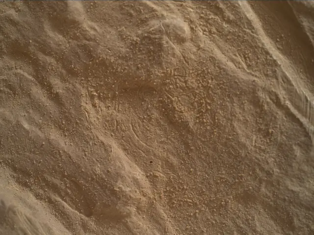 Sol 4812: Mars Hand Lens Imager (MAHLI)