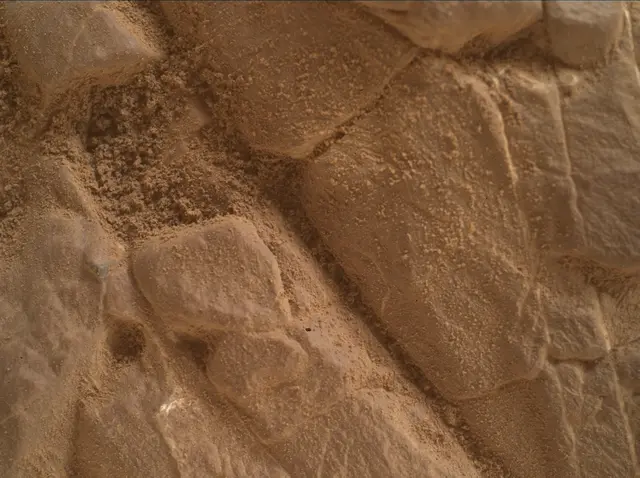 Sol 4812: Mars Hand Lens Imager (MAHLI)
