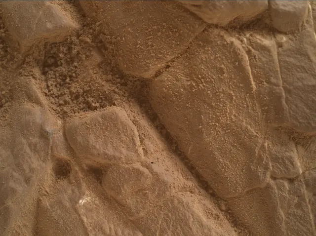 Sol 4812: Mars Hand Lens Imager (MAHLI)