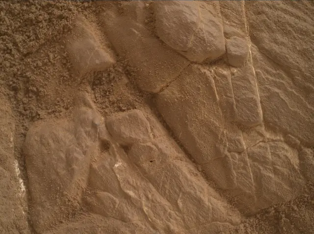Sol 4812: Mars Hand Lens Imager (MAHLI)