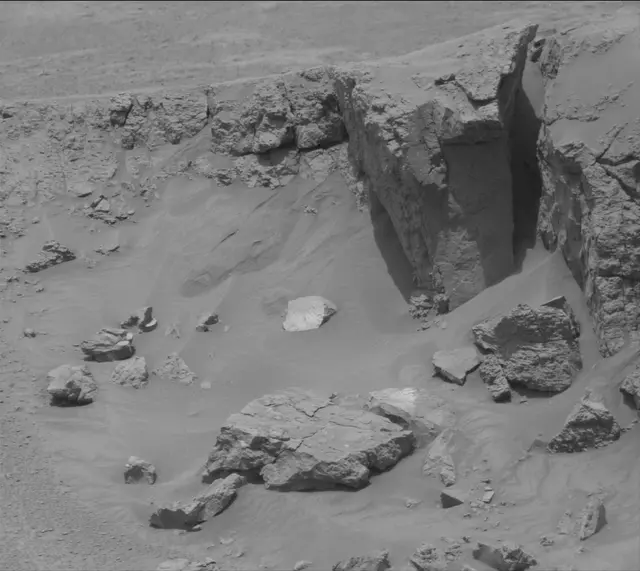 Sol 4815: Mast Camera (Mastcam)
