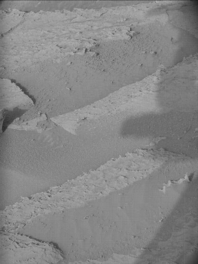 Sol 4821: Mast Camera (Mastcam)