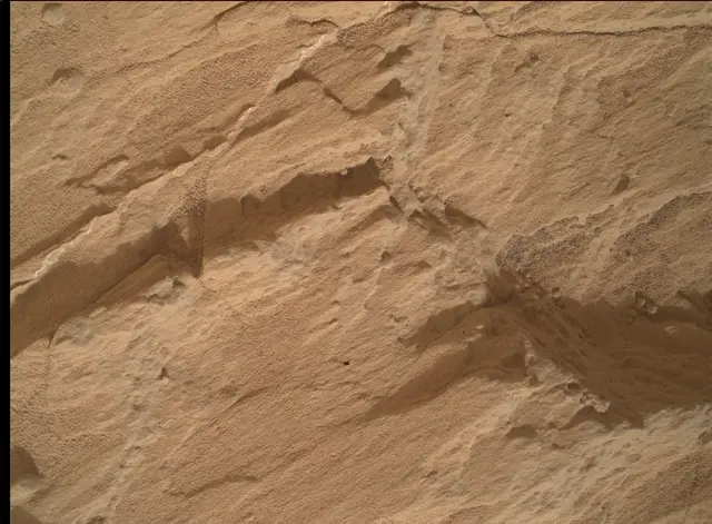 Sol 4822: Mars Hand Lens Imager (MAHLI)