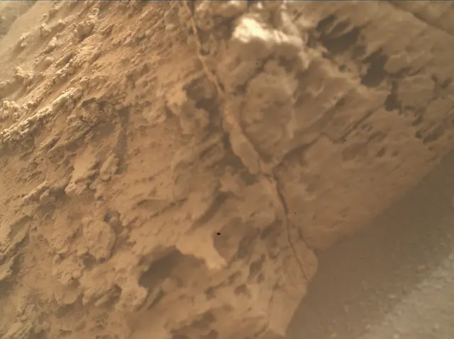 Sol 4826: Mars Hand Lens Imager (MAHLI)