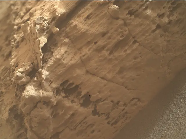 Sol 4826: Mars Hand Lens Imager (MAHLI)