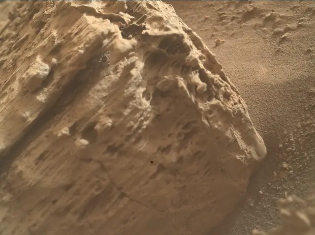 Sol 4826: Mars Hand Lens Imager (MAHLI)