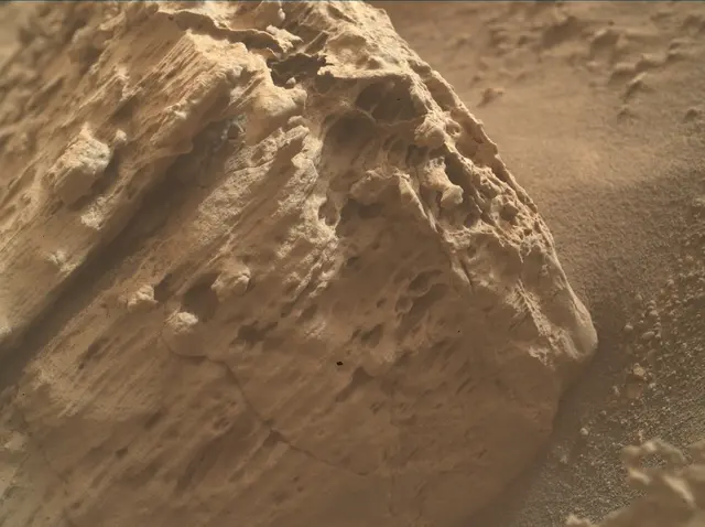 Sol 4826: Mars Hand Lens Imager (MAHLI)