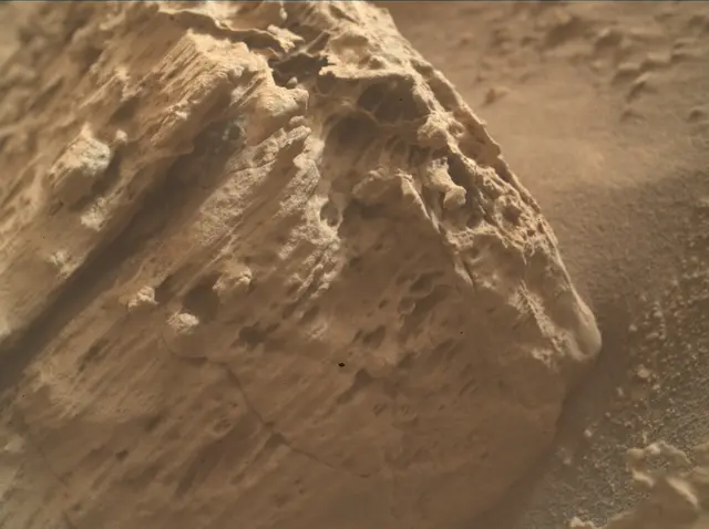 Sol 4826: Mars Hand Lens Imager (MAHLI)