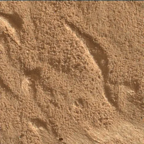 Sol 4829: Mars Hand Lens Imager (MAHLI)