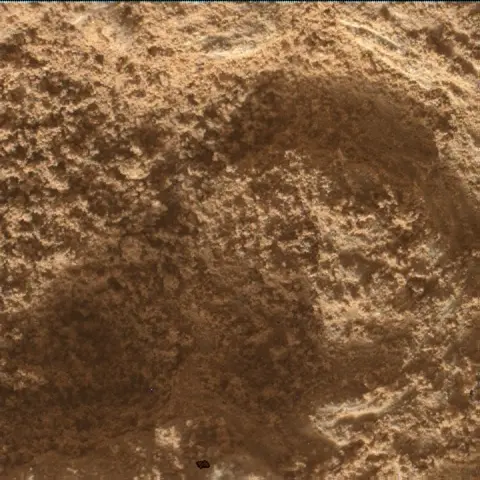 Sol 4833: Mars Hand Lens Imager (MAHLI)