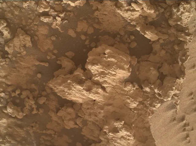 Sol 4833: Mars Hand Lens Imager (MAHLI)