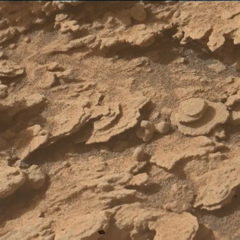Sol 4840: Mars Hand Lens Imager (MAHLI)