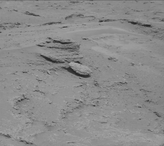 Sol 4845: Mast Camera (Mastcam)