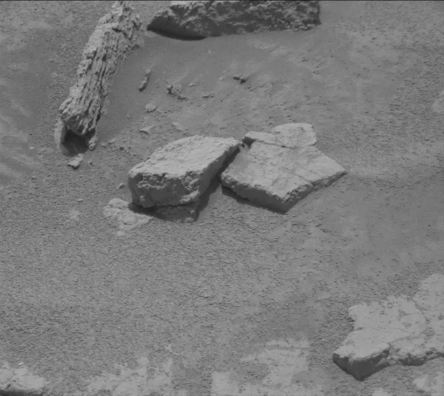 Sol 4845: Mast Camera (Mastcam)