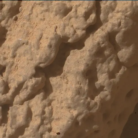 Sol 4845: Mars Hand Lens Imager (MAHLI)