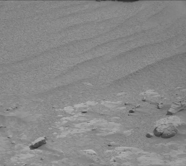 Sol 4847: Mast Camera (Mastcam)
