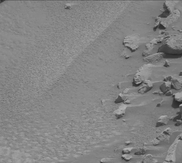 Sol 4847: Mast Camera (Mastcam)
