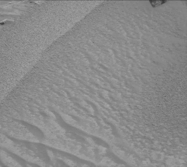 Sol 4847: Mast Camera (Mastcam)