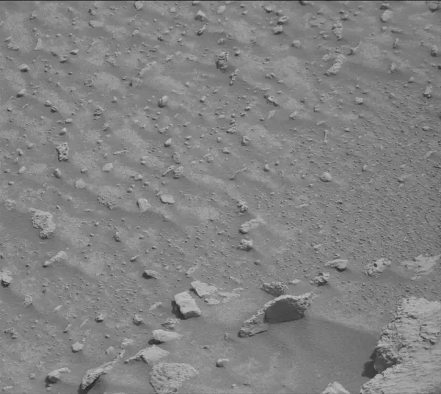 Sol 4847: Mast Camera (Mastcam)
