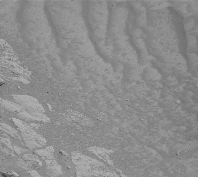 Sol 4847: Mast Camera (Mastcam)